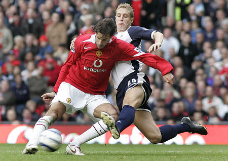 每位队员都 每位队员都